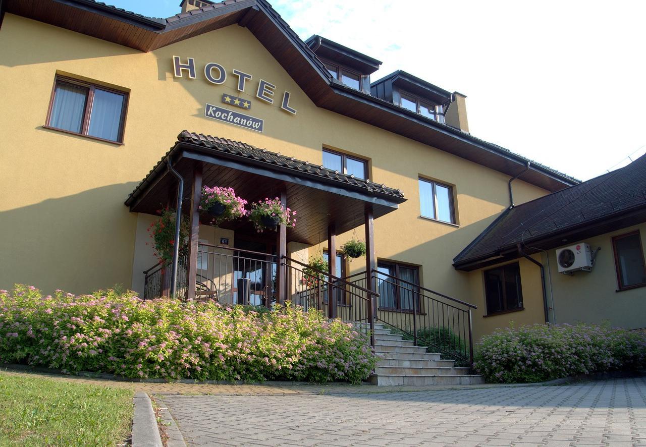 Hotel Kochanow Kochanow  Exteriör bild
