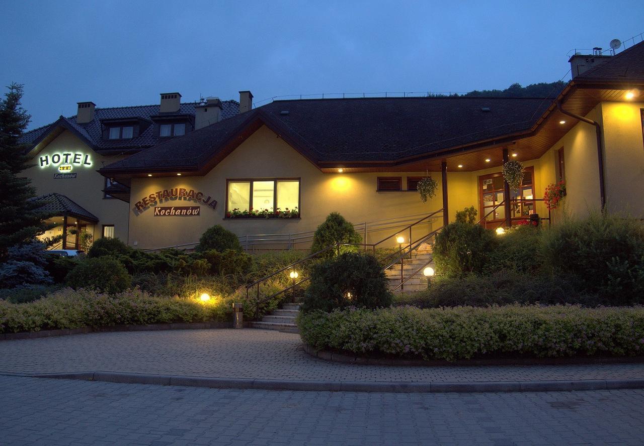 Hotel Kochanow Kochanow  Exteriör bild